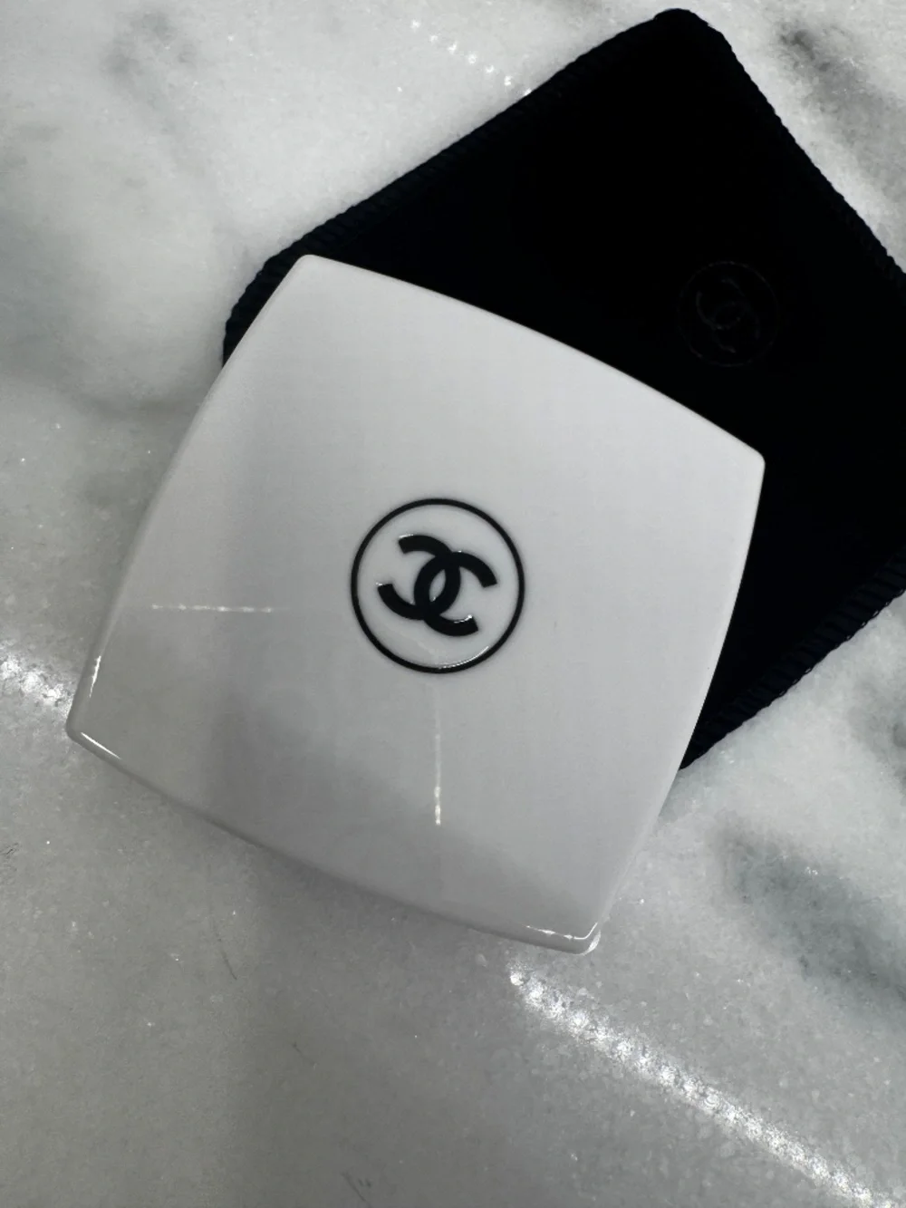 CHANEL White Compact Mirror Miroir Double Facettes